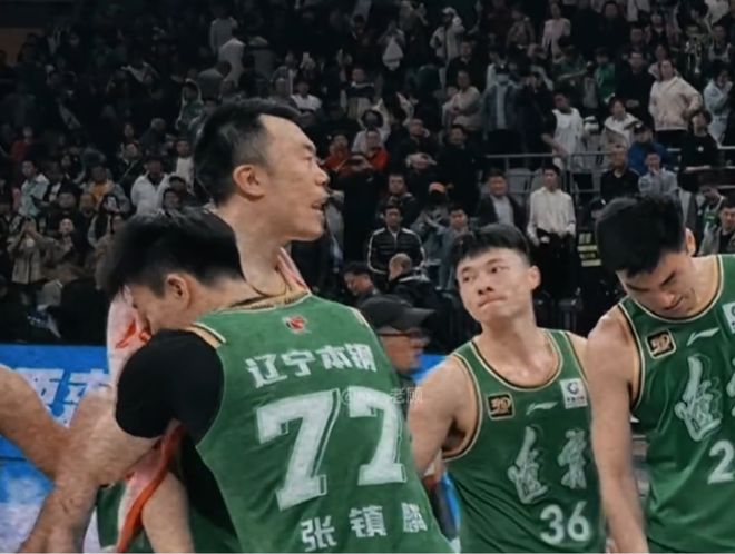 CBA 季后赛半决赛辽宁 0-3 被横扫，赛后暖心画面及未来展望