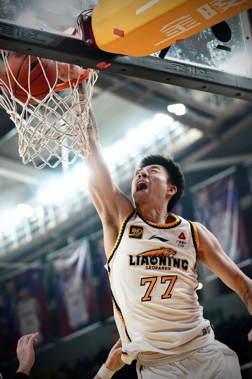 3-0！广厦横扫辽宁进总决赛，张镇麟低迷因伤病状态大打折扣