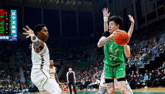 张镇麟成辽宁出局罪人？带伤作战短板尽显致辽篮被广厦横扫
