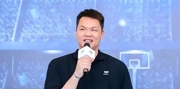 休赛期王哲林成香饽饽，广东男篮或用球员+现金交易签约他