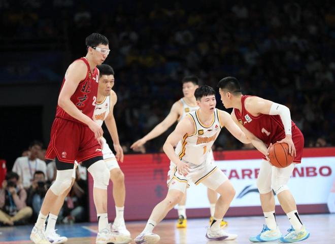 CBA 常规赛山西男篮亮眼进季后赛，8 进 4 淘汰广东，半决赛却遭北京逆转