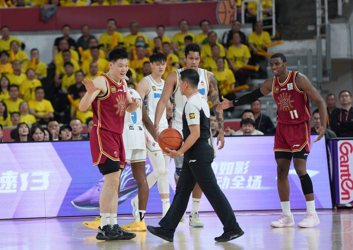 CBA 季后赛半决赛 G3：北京胜山西 3-0 晋级，赛后四好消息及球员出色发挥