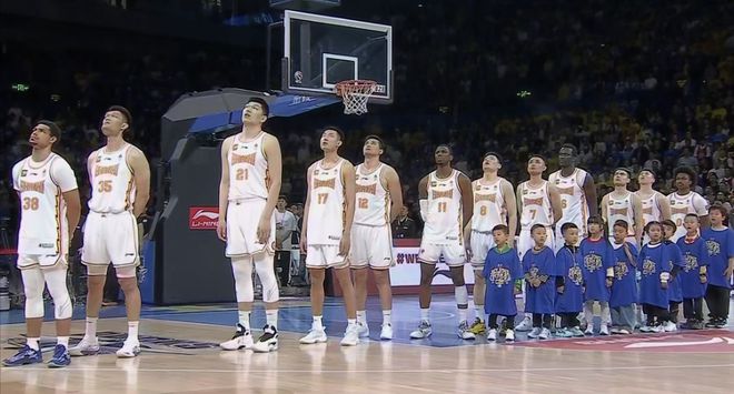 CBA季后赛半决赛：山西出局，广东辽宁争抢超级外援，比赛转折惊人