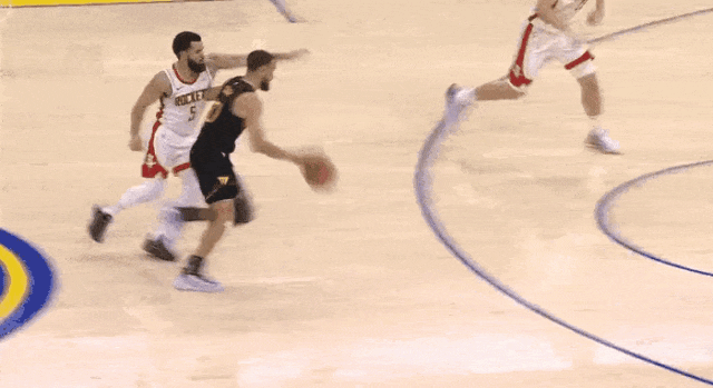 NBA季后赛首轮西部第六场：火箭客场胜勇士 系列赛拖入抢七