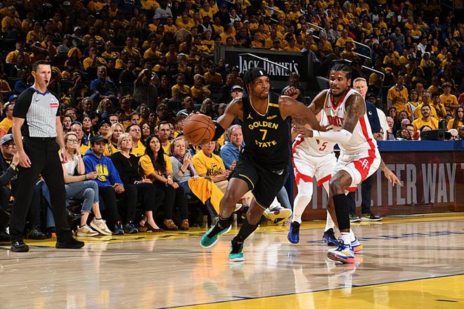 NBA 季后赛火箭胜勇士扳平总比分，巴迪 - 希尔德表现惨不忍睹
