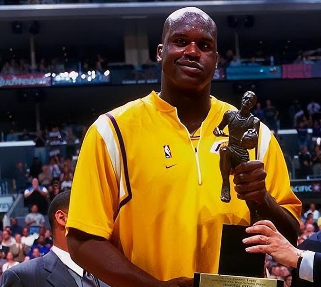 盘点NBA获MVP选票情况，卡尔·马龙15赛季获选排第四，前四都是谁？