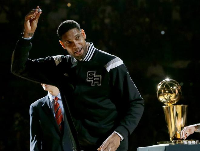 盘点NBA获MVP选票情况，卡尔·马龙15赛季获选排第四，前四都是谁？