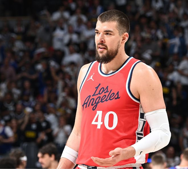 NBA 季后赛首轮 G7 快船 101-120 惜败掘金，伦纳德布朗表现各异成焦点