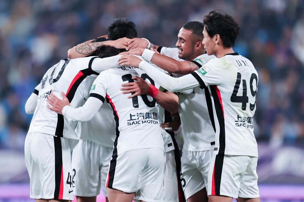 中超-莱昂纳多传射 上海海港4-1送津门虎赛季首败