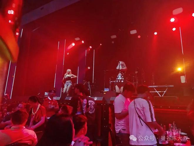 66岁华裔老板陈乃温：用球队成就让武里南闪耀亚洲足坛