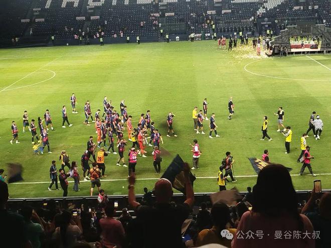 66岁华裔老板陈乃温：用球队成就让武里南闪耀亚洲足坛