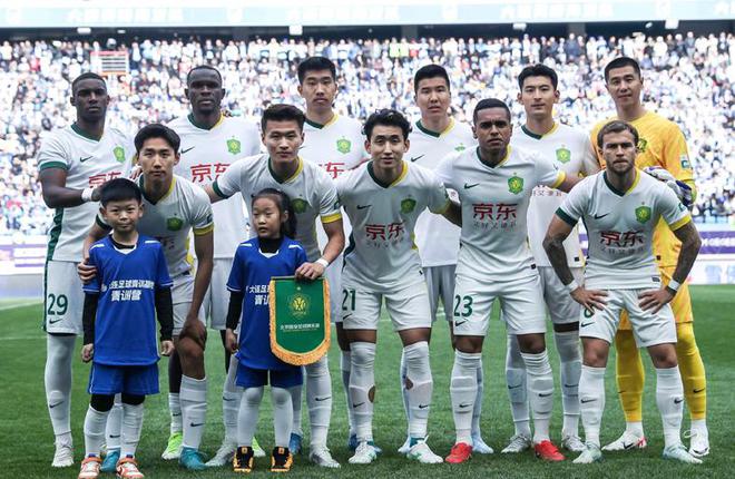 大连英博主场0-2负于北京国安，球员感慨与实力差距尽显