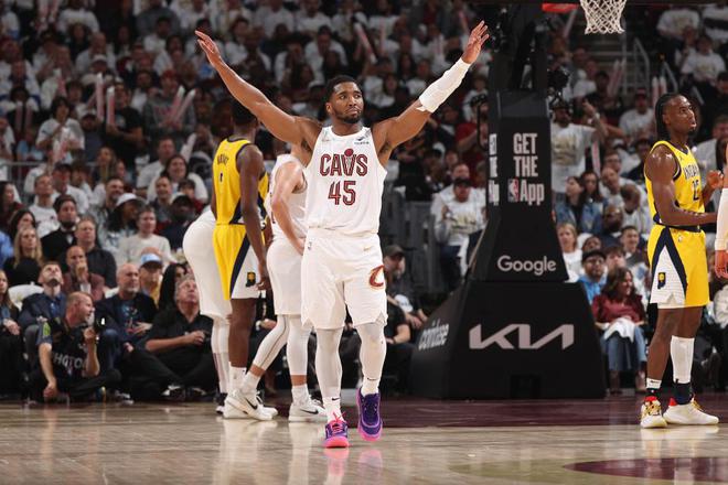 5月7日NBA季后赛东部半决赛G2：步行者逆袭，骑士残阵惜败总分0-2落后