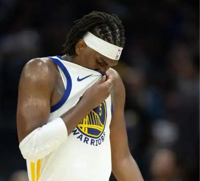 NBA季后赛G1：勇士客场胜森林狼，巴特勒希尔德格林发挥出色
