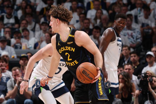 NBA西部半决赛G1：金州勇士以下克上，波杰姆斯基表现一般