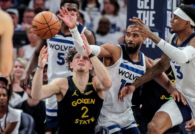 NBA西部半决赛G1：金州勇士以下克上，波杰姆斯基表现一般
