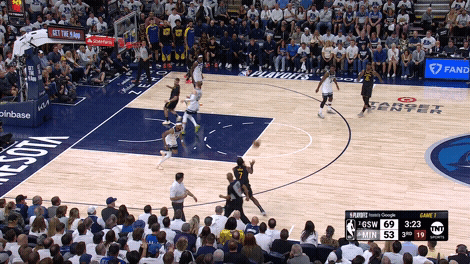 NBA季后赛第二轮：勇士下克上胜森林狼，湖人球迷陷入自我怀疑