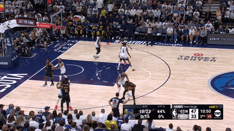 NBA季后赛第二轮：勇士下克上胜森林狼，湖人球迷陷入自我怀疑