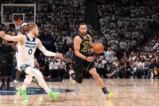 NBA季后赛第二轮：勇士下克上胜森林狼，湖人球迷陷入自我怀疑