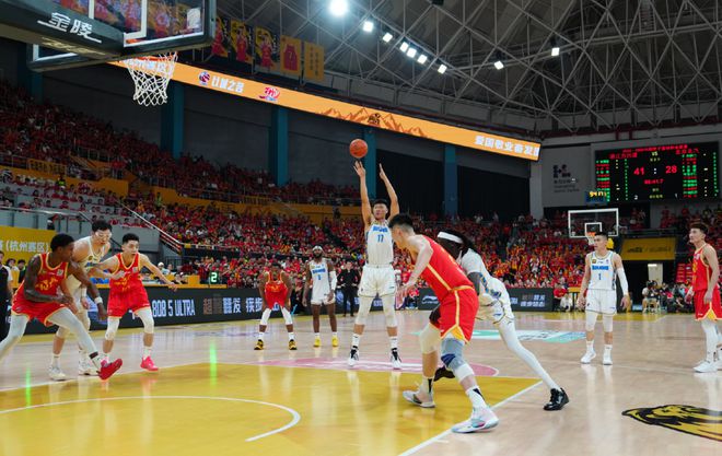 CBA 总决赛 G1：广厦男篮领先被逆转 0-1 落后，曾凡博赛季报销成变数
