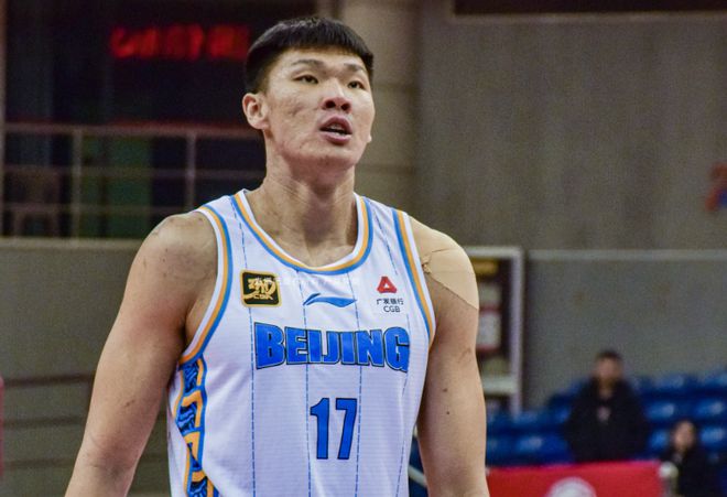 CBA 总决赛 G1：广厦主场迎战北京，比赛全程激烈又充满悬念