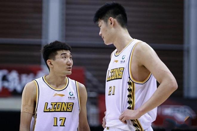 CBA总决赛大冷门！浙江广厦主场惨败，孙铭徽数据惨不忍睹创纪录