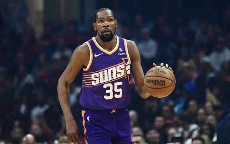 休赛期将至！NBA交易传闻不断，字母哥与杜兰特何去何从？
