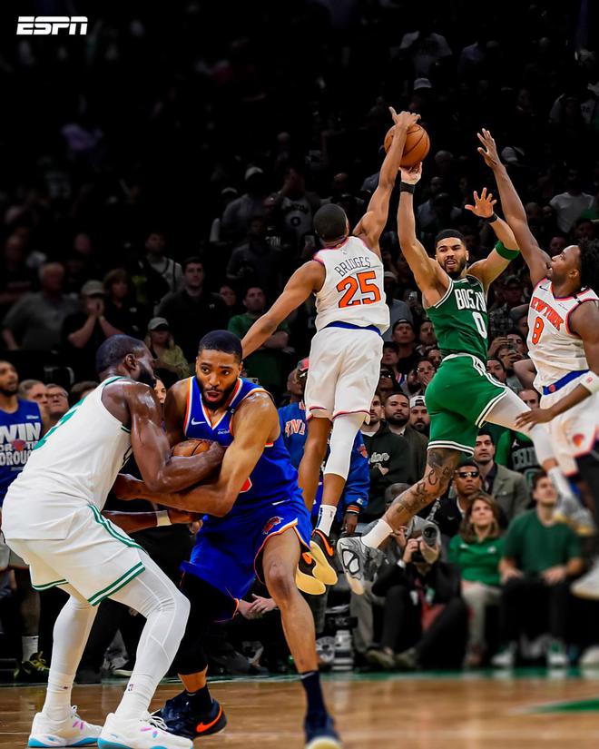 NBA半决赛尼克斯VS凯尔特人G2：凯尔特人欲扳平 全场回顾精彩不断