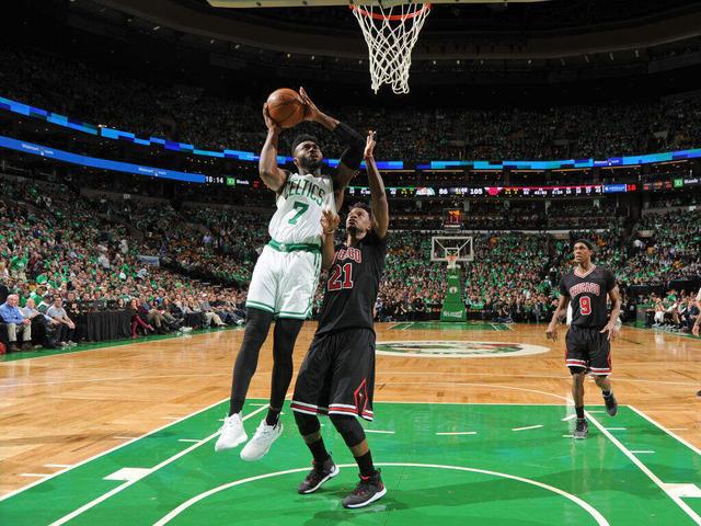 北京时间5月8日尼克斯逆转凯尔特人，NBA历史主场0-2落后翻盘情况盘点
