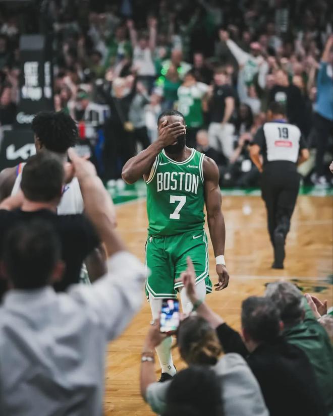 北京时间5月8日上午NBA季后赛东部半决赛G2，尼克斯客场险胜凯尔特人