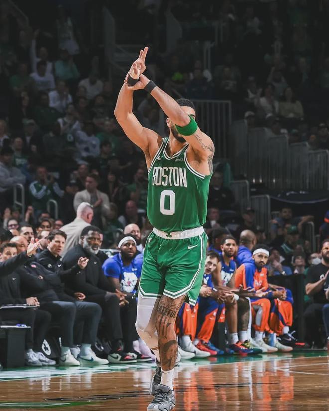 北京时间5月8日上午NBA季后赛东部半决赛G2，尼克斯客场险胜凯尔特人