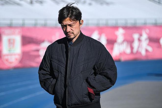 足球报：亚泰谢晖离任因执教不佳，导火索是0-3负海牛