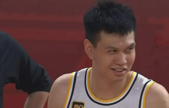 CBA 季后赛总决赛 G1 广厦输球关键：未研奥莫特与孙铭徽开火权乱