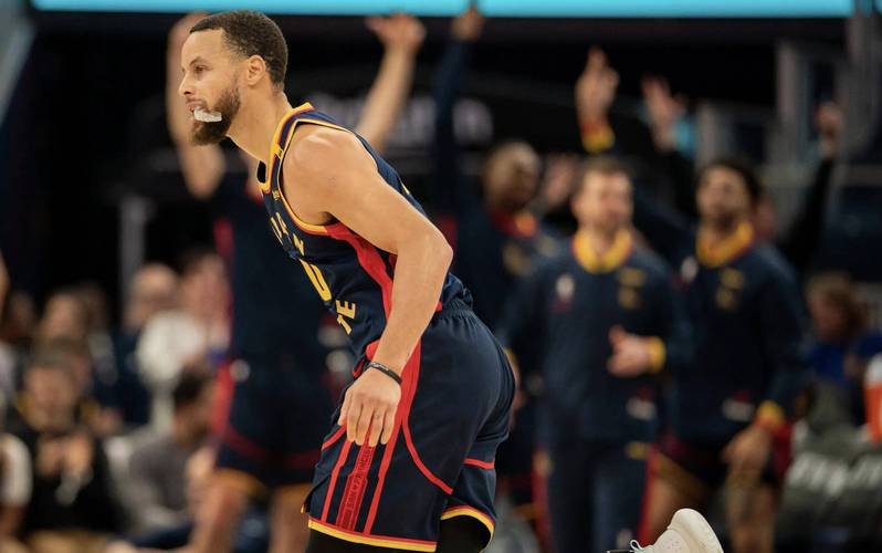 NBA 季后赛分区半决赛激战：绿军崩盘、雷霆大胜及库里伤情