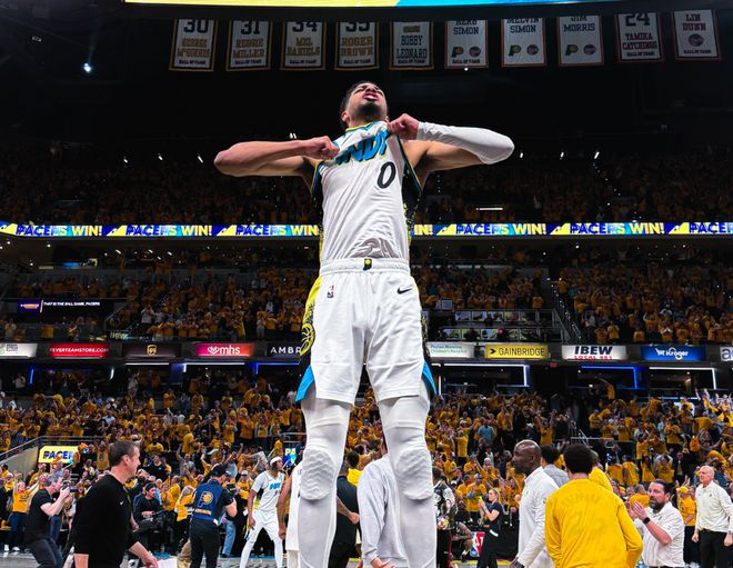 NBA 季后赛分区半决赛激战：绿军崩盘、雷霆大胜及库里伤情