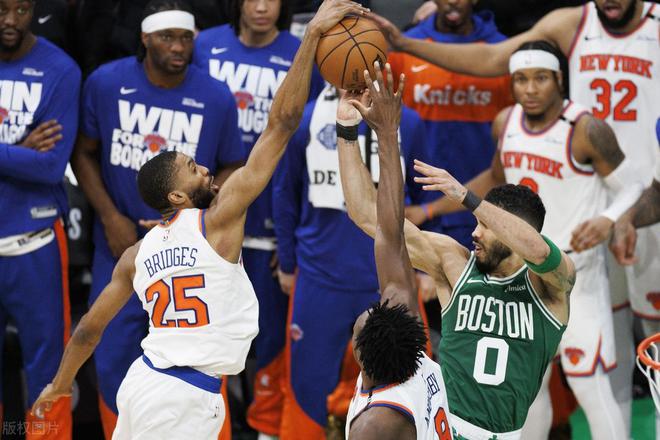 今日NBA季后赛：布里奇斯唐斯表现出色，哈特20分大逆转成焦点