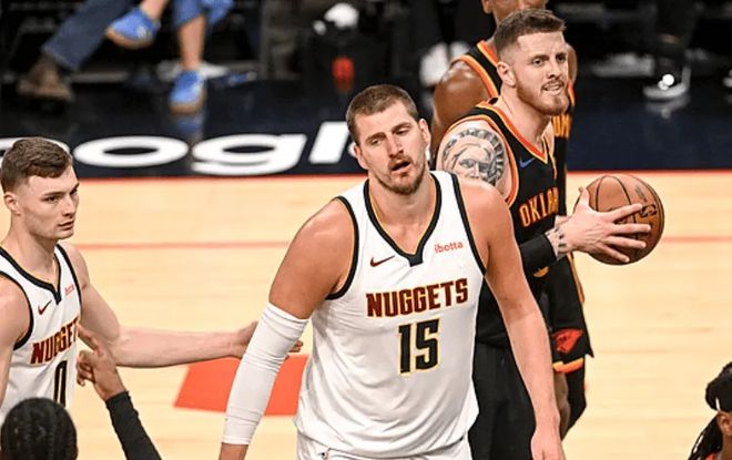 今日NBA季后赛次轮G2：雷霆狂胜掘金，亚历山大+51创历史