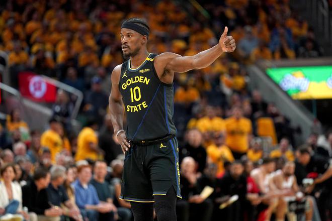 2025年NBA季后赛第二轮激战正酣，勇士队因库里受伤存隐忧