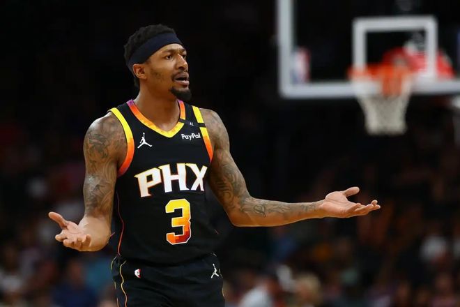 NBA休赛期：五大高薪低能垃圾合同曝光，太阳闹剧添乱