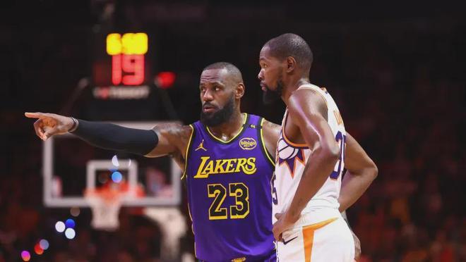 湖人季后赛被淘汰后勒布朗詹姆斯受伤遭质疑，NBA分析师发声