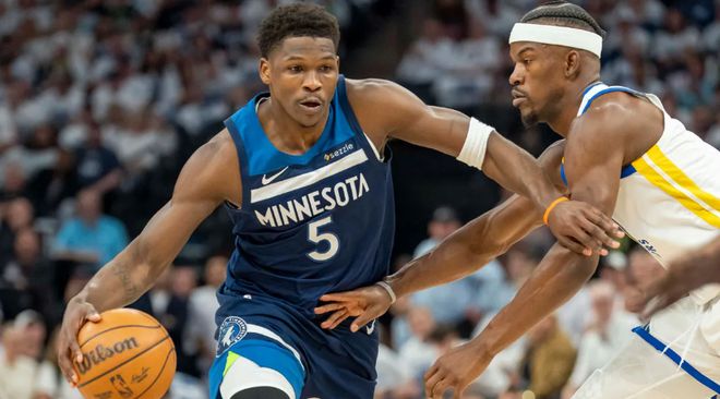 NBA 季后赛东西部半决赛前两轮战罢，冷门频出大局已定