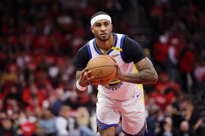 NBA 季后赛森林狼胜勇士扳平总比分，佩顿二世低迷成关键