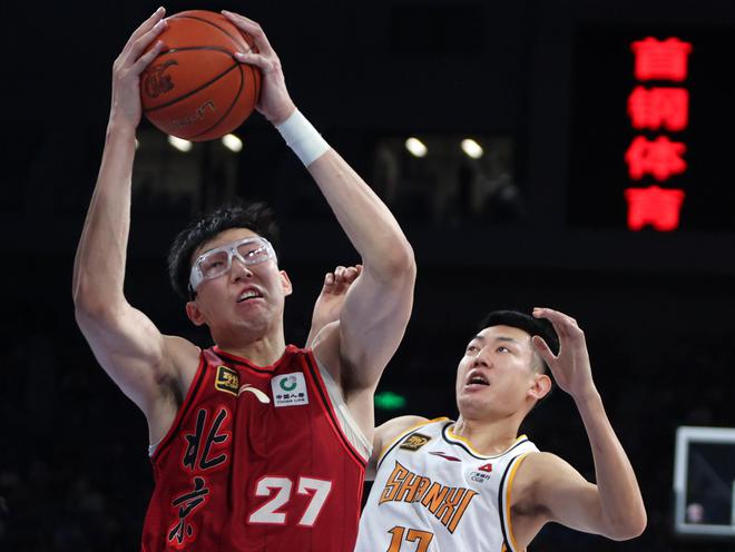 周琦征战NBA岁月引球迷惋惜，回国后成赛场大杀器