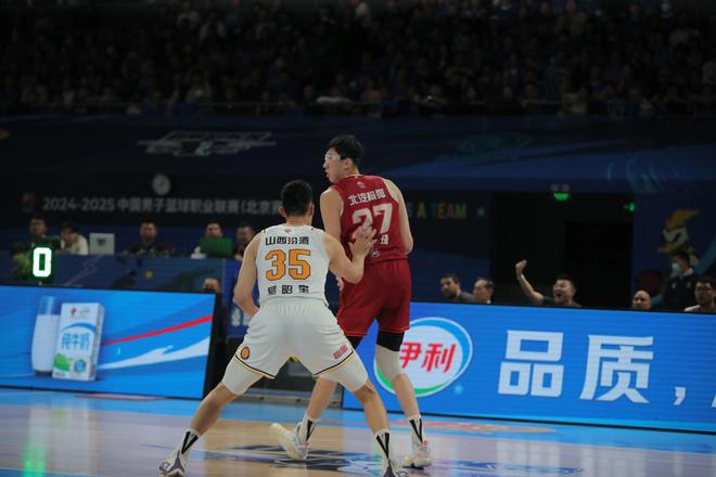 周琦征战NBA岁月引球迷惋惜，回国后成赛场大杀器