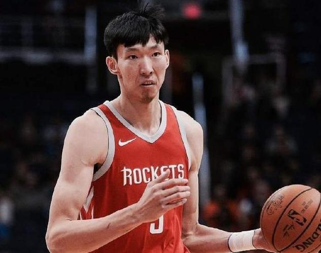 周琦征战NBA岁月引球迷惋惜，回国后成赛场大杀器