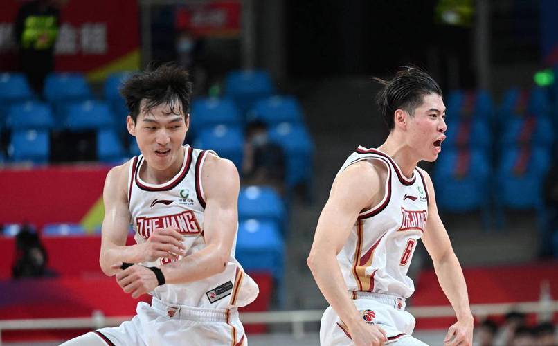 CBA总决赛激战正酣，山东男篮人员变动传闻引关注与辟谣