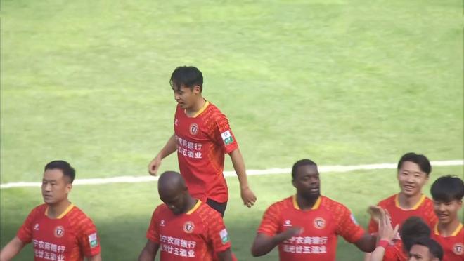 中甲第8轮德比战：辽宁铁人主场迎战大连鲲城，精彩战况来袭