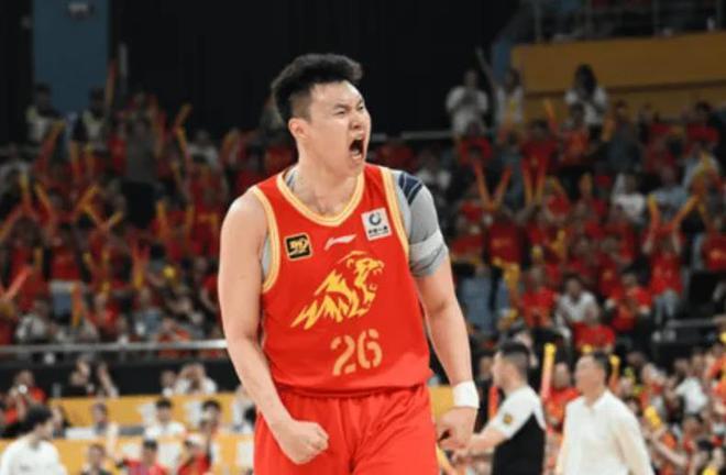 CBA篮板痴汉吴骁：场均0.7分6.3板，带伤助广厦晋级半决赛