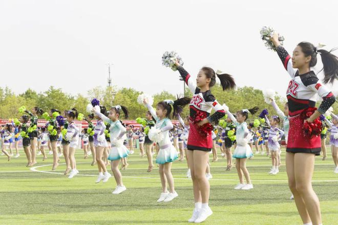 2025年第二十届回天地区足球超级联赛盛大开幕 文体表演精彩纷呈