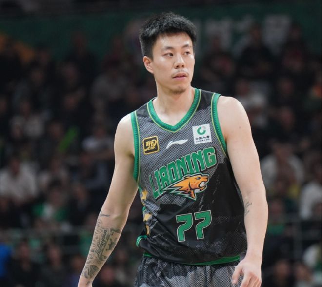 CBA季后赛半决赛辽宁0-1落后广厦，弗格状态回暖但付豪张镇麟表现低迷